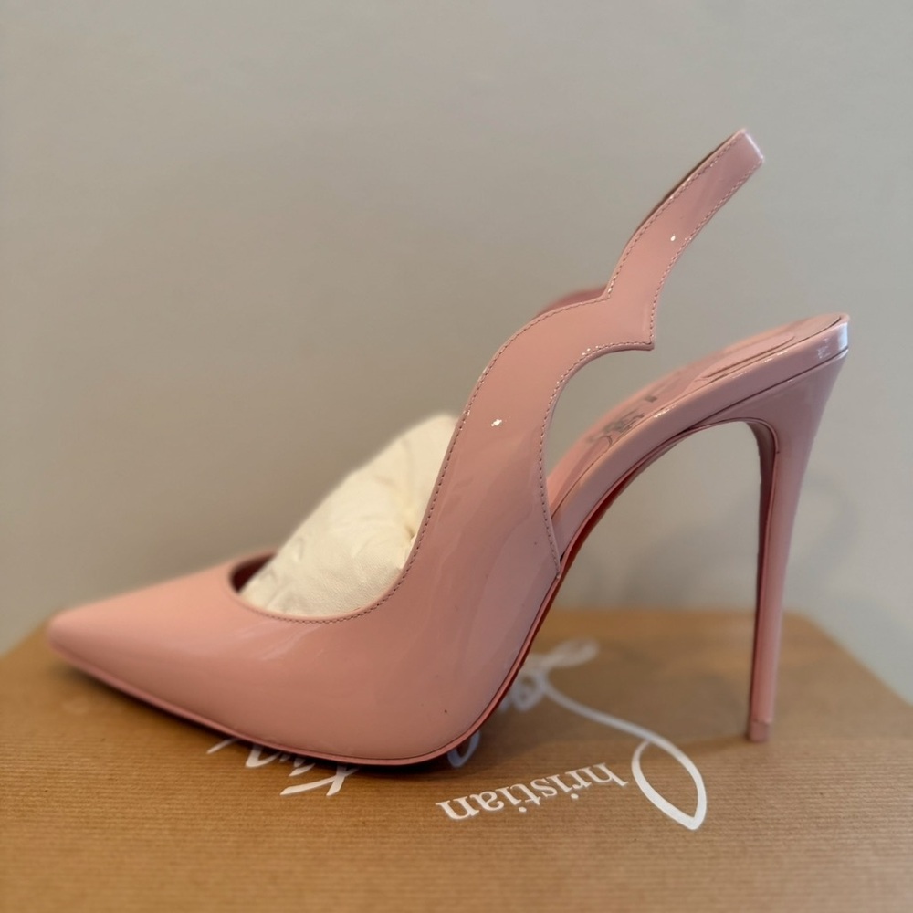 Original Christian Louboutin Pink Heels with Stiletto and Pointed Toe